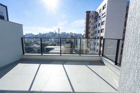 Apartamento à venda com 135m², 2 quartos e 2 vagas Apartamento à venda com 135m², 2 quartos e 2 vagasVaranda