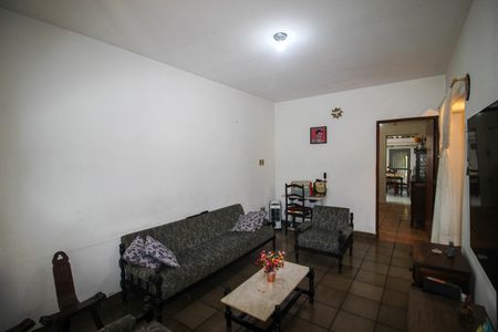 Casa para alugar com 800m², 3 quartos e 4 vagas