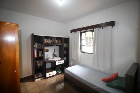 Casa para alugar com 3 quartos, 800m² em Lopes de Oliveira, Sorocaba