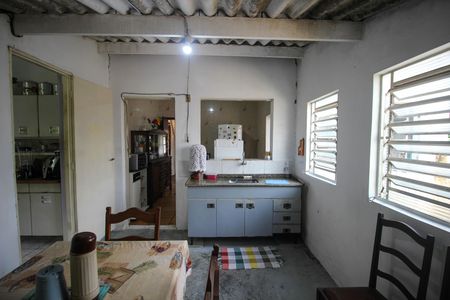 Casa para alugar com 800m², 3 quartos e 4 vagas