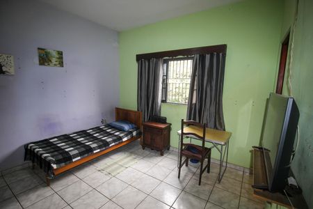 Casa para alugar com 3 quartos, 800m² em Lopes de Oliveira, Sorocaba
