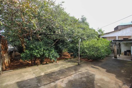 Casa para alugar com 800m², 3 quartos e 4 vagas