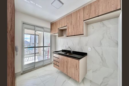 Cozinha de apartamento para alugar com 2 quartos, 84m² em Brás, São Paulo