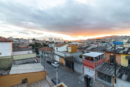 Apartamento para alugar com 43m², 2 quartos e sem vaga Apartamento para alugar com 43m², 2 quartos e sem vagaSala - Vista