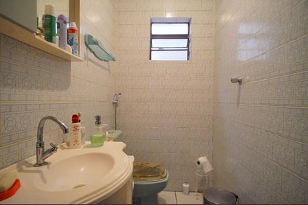 Banheiro 2 de casa à venda com 4 quartos, 213m² em Feitoria, São Leopoldo