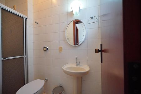 Apartamento para alugar com 123m², 3 quartos e 2 vagasBanheiro de serviço