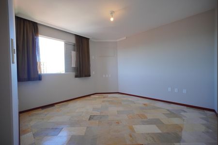 Apartamento para alugar com 123m², 3 quartos e 2 vagasSuíte