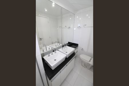 Apartamento para alugar com 125m², 3 quartos e 2 vagasBanheiro da Suíte