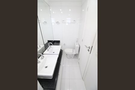 Apartamento para alugar com 125m², 3 quartos e 2 vagasBanheiro da Suíte
