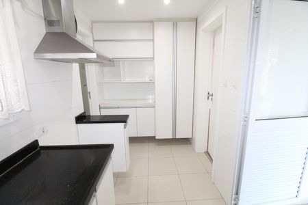 Apartamento para alugar com 125m², 3 quartos e 2 vagasCozinha