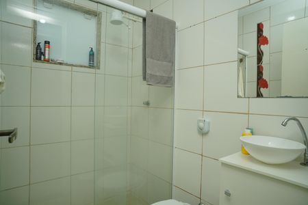 Casa para alugar com 240m², 3 quartos e 1 vaga Casa para alugar com 240m², 3 quartos e 1 vagaBanheiro Social