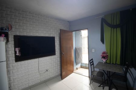 Sala  de casa à venda com 2 quartos, 84m² em Parque Novo Mundo, São Paulo
