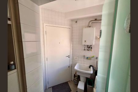 Apartamento à venda com 71m², 2 quartos e 2 vagas Apartamento à venda com 71m², 2 quartos e 2 vagasÁrea de serviço