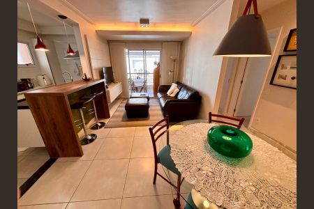 Apartamento à venda com 71m², 2 quartos e 2 vagas Apartamento à venda com 71m², 2 quartos e 2 vagasSala