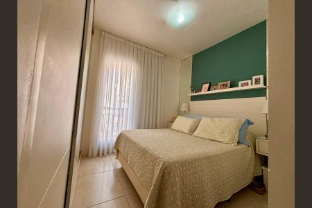 Apartamento à venda com 71m², 2 quartos e 2 vagas Apartamento à venda com 71m², 2 quartos e 2 vagasSuíte