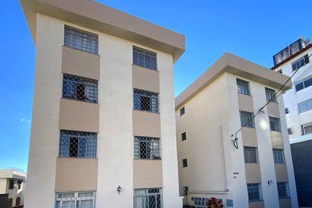 Fachada de apartamento à venda com 3 quartos, 57m² em Sagrada Família, Belo Horizonte