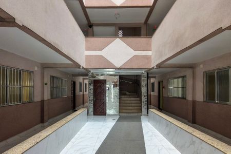 Hall de entrada de apartamento para alugar com 1 quarto, 49m² em Guilhermina, Praia Grande