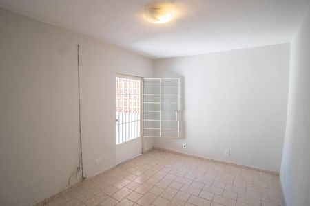 Casa à venda com 2 quartos, 150m² em Jardim Carlu, São Paulo