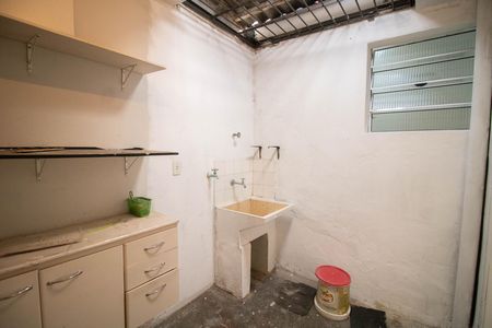 Área de serviço de casa à venda com 2 quartos, 150m² em Jardim Carlu, São Paulo