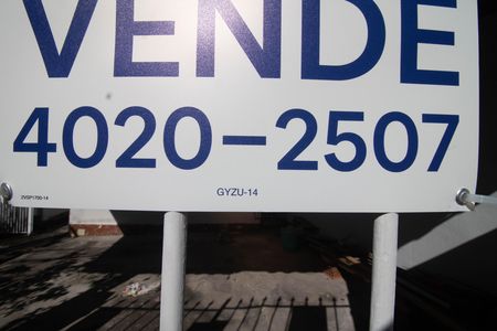 Placa de casa à venda com 2 quartos, 150m² em Jardim Carlu, São Paulo