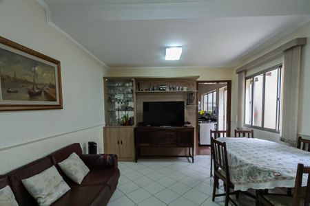 Sala de Tv de casa à venda com 3 quartos, 195m² em Nova Petrópolis, São Bernardo do Campo