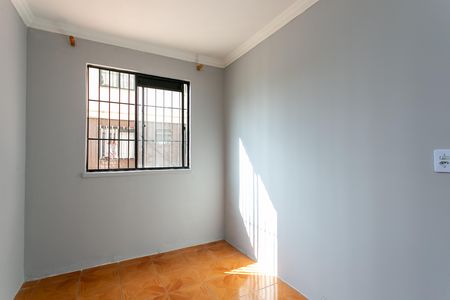 Quarto 2 de apartamento para alugar com 2 quartos, 50m² em Conjunto Habitacional Santa Etelvina Ii, São Paulo