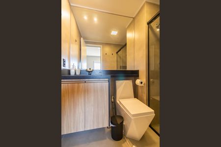 Banheiro de kitnet/studio para alugar com 0 quarto, 39m² em Jardim Flor da Montanha, Guarulhos