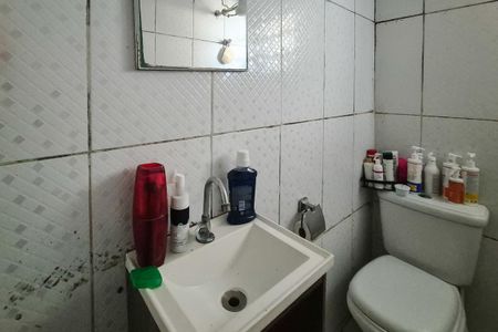 Casa à venda com 150m², 2 quartos e 2 vagasBanheiro Social