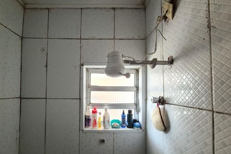 Casa à venda com 150m², 2 quartos e 2 vagasBanheiro Social