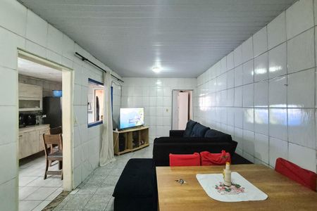 Casa à venda com 150m², 2 quartos e 2 vagasSala