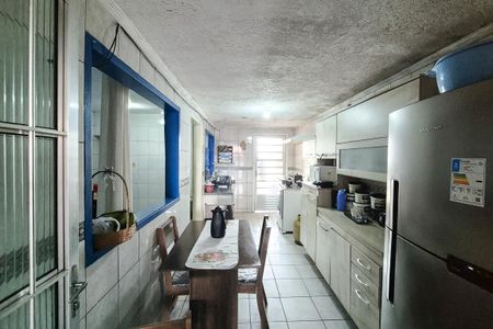 Casa à venda com 150m², 2 quartos e 2 vagasCozinha