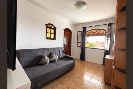 Casa à venda com 3 quartos, 360m² em São Joaquim, Contagem