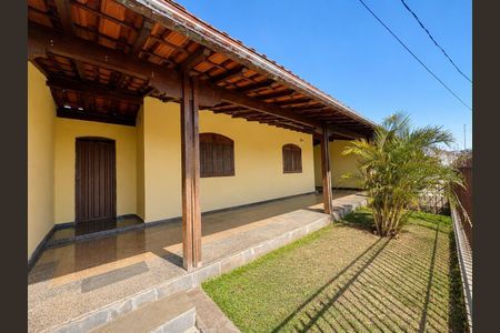 comodo de casa à venda com 3 quartos, 360m² em São Joaquim, Contagem