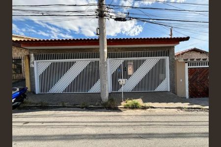Casa à venda com 3 quartos, 250m² em Jardim Santa Mena, Guarulhos