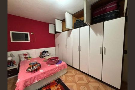 Casa à venda com 3 quartos, 250m² em Jardim Santa Mena, Guarulhos