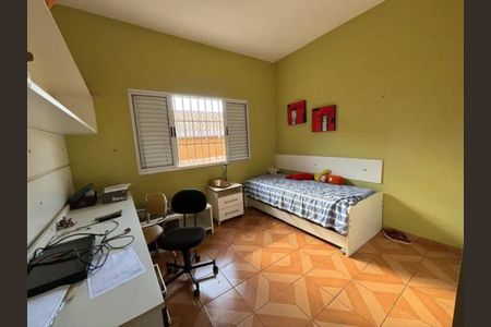 Casa à venda com 3 quartos, 250m² em Jardim Santa Mena, Guarulhos