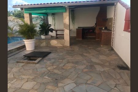 Casa à venda com 250m², 3 quartos e 3 vagas