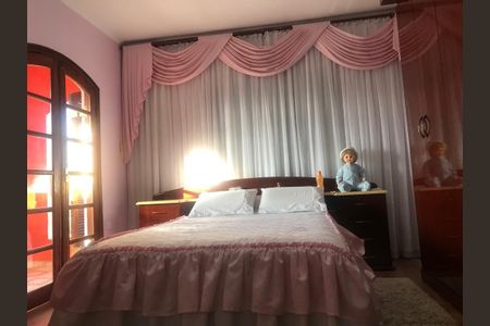 Casa à venda com 3 quartos, 250m² em Parque Continental II, Guarulhos