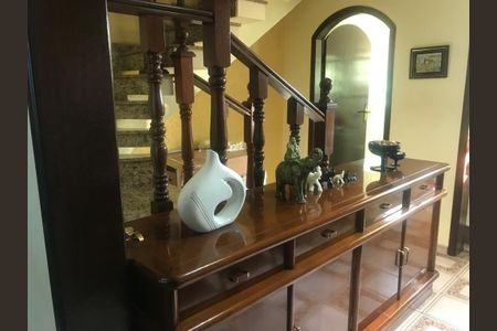 Casa à venda com 250m², 3 quartos e 3 vagas