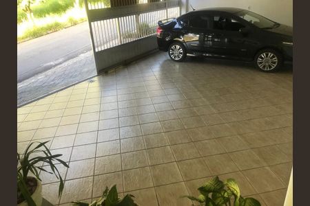 Casa à venda com 250m², 3 quartos e 3 vagas