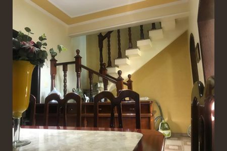 Casa à venda com 250m², 3 quartos e 3 vagas