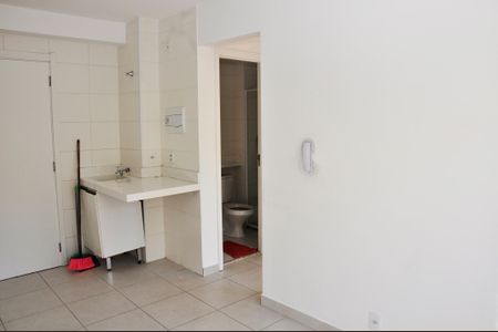 Apartamento para alugar com 32m², 2 quartos e sem vaga Apartamento para alugar com 32m², 2 quartos e sem vagaDetalhe - Sala e Sala de Jantar