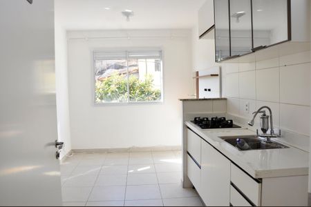 Apartamento para alugar com 32m², 2 quartos e sem vaga Apartamento para alugar com 32m², 2 quartos e sem vagaDetalhe - Cozinha Americana