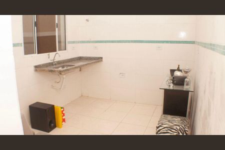 Casa à venda com 2 quartos, 250m² em Jardim Itapemirim, São Paulo