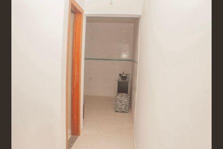 Casa à venda com 2 quartos, 250m² em Jardim Itapemirim, São Paulo