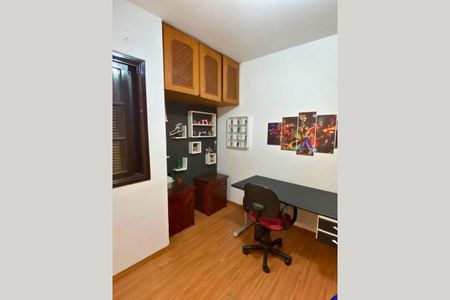 Casa à venda com 3 quartos, 250m² em Jardim Santa Mena, Guarulhos