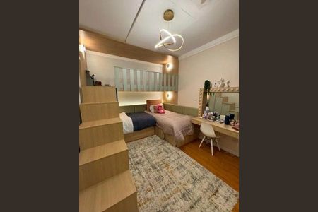 Casa à venda com 4 quartos, 250m² em Jardim Maia, Guarulhos