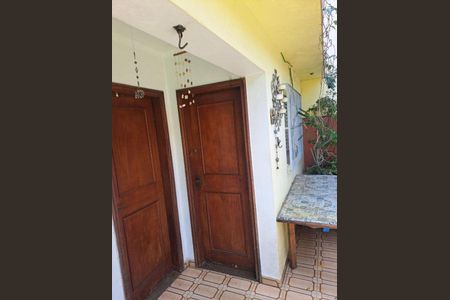 Casa à venda com 3 quartos, 360m² em Vila Rosalia, Guarulhos
