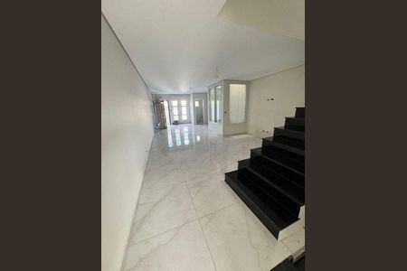 Casa à venda com 3 quartos, 125m² em Jardim Santa Clara, Guarulhos