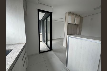 Cozinha de apartamento para alugar com 1 quarto, 39m² em Km 18, Osasco